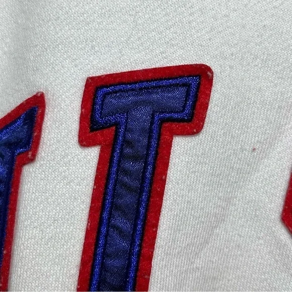 Mighty Fine USA
Embroidered Sweatshirt Womens Size Large White Fleece Pullover - Picture 7 of 12